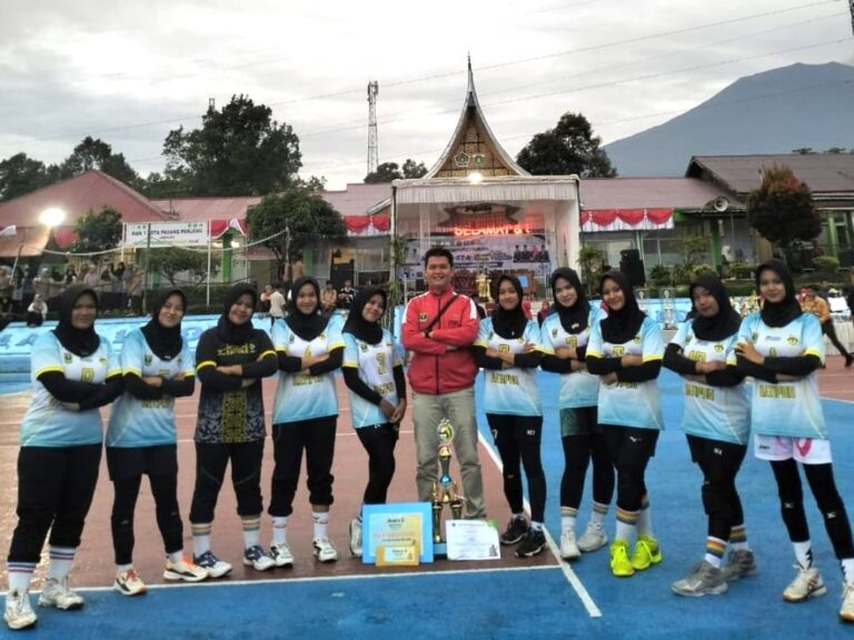 Tim Voli Putri SMAN 1 Batipuh Sabet Juara II Tingkat SMA Antar Provinsi
